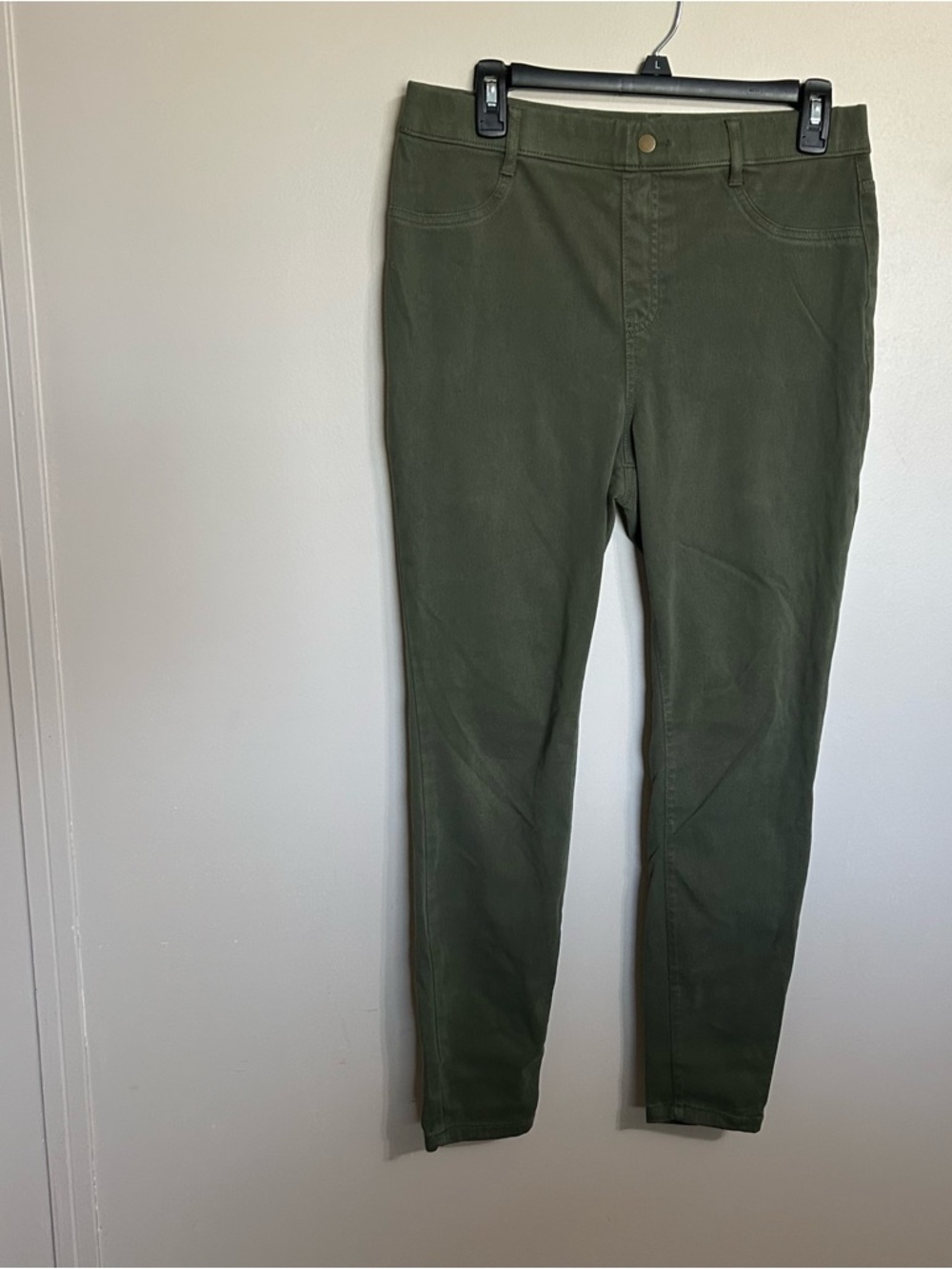 ❤️5 FOR $25❤️Olive Green Ponte Knit Jeggings Pants Size L 12-14 Stretch Casual - Picture 2 of 9